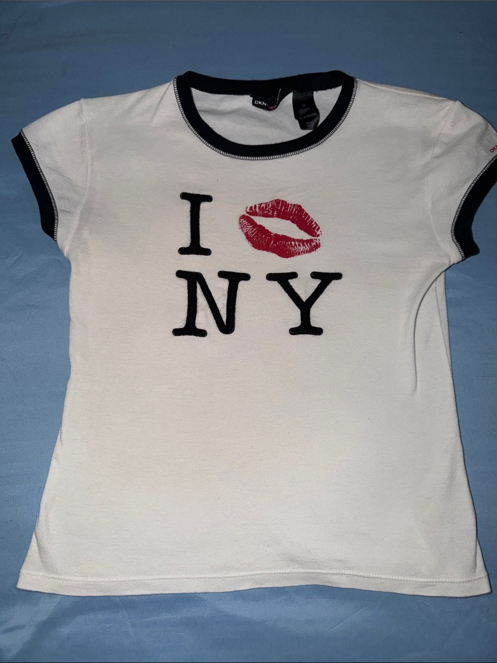 DKNY White Short-Sleeve Tee with Black Trim and Red Lip Graphic